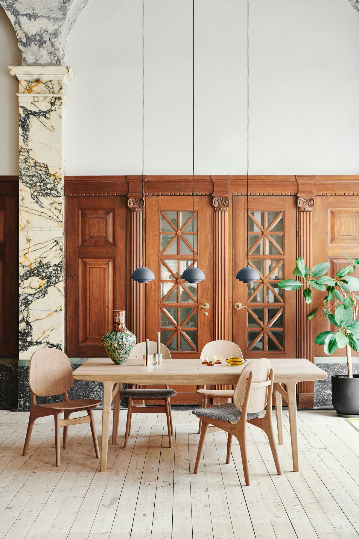 Evermore-Matbord-Ek-Miljobild