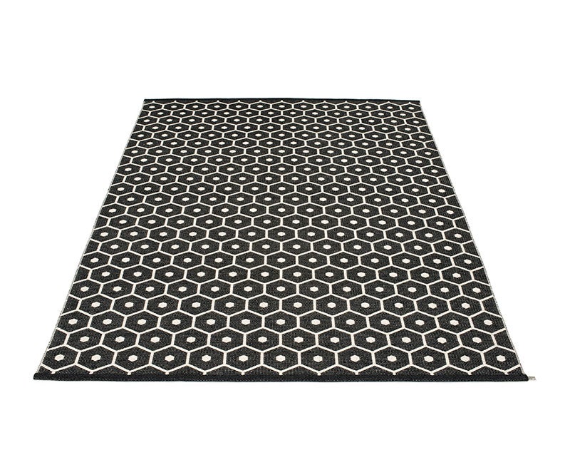 Honey Matta Black Pappelina