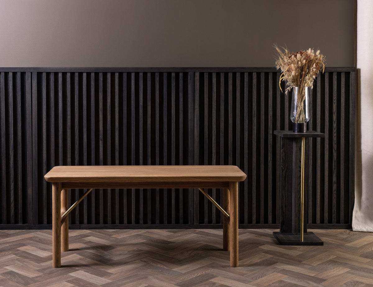 Sittbänken Ant i naturoljad ek (C6).