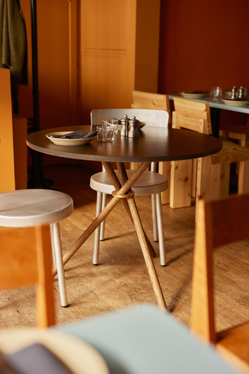 Aldric-cafetable-Concrete-Dark-Lifestyle-Ethnicraft-02