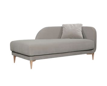 Jenny Schäslong klädd i tyget Velvet 4 Light Grey