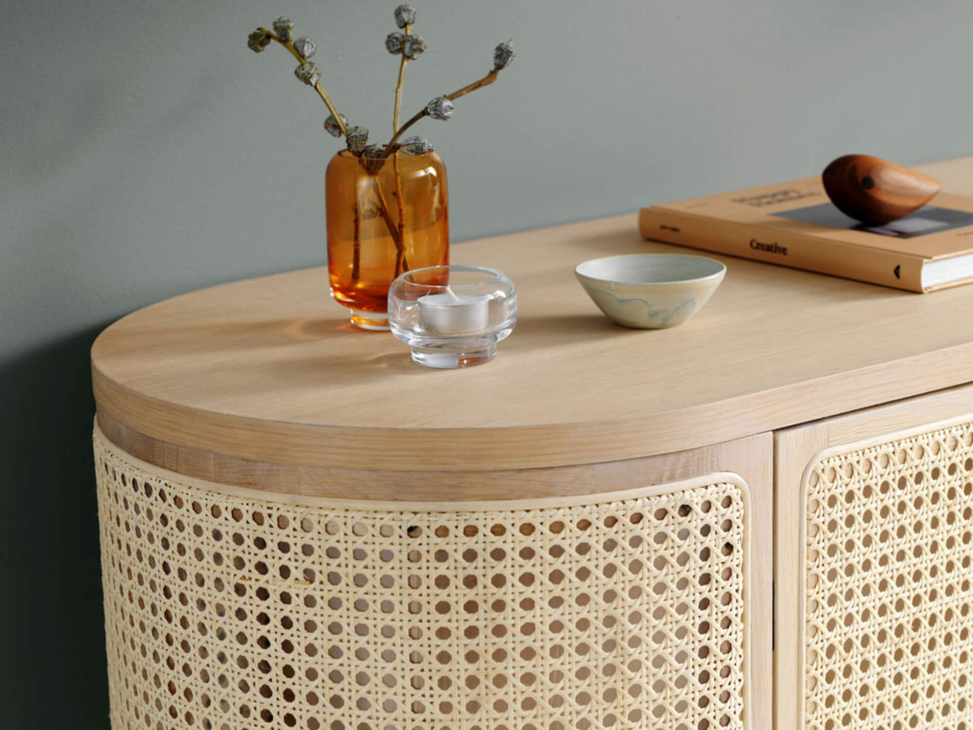 Sommarrea-forvaring-Be-my-guest-sideboard-warm-nordic