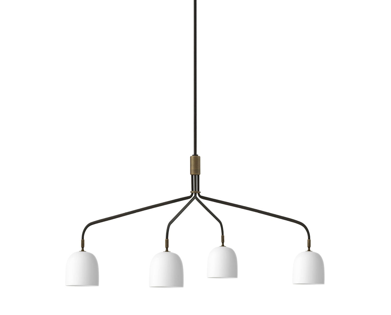 Howard Ljuskrona med fyra armar i färgen Bone China