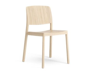 Modell: Stol med träsits | Trä: Lackad ask