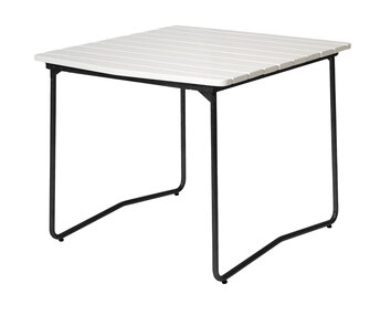 Bord B31 84 i vitlackad ek med svart stativ