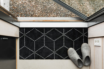 Hagl-black_heymat_05_cathrinechristensen_sofiebrovold