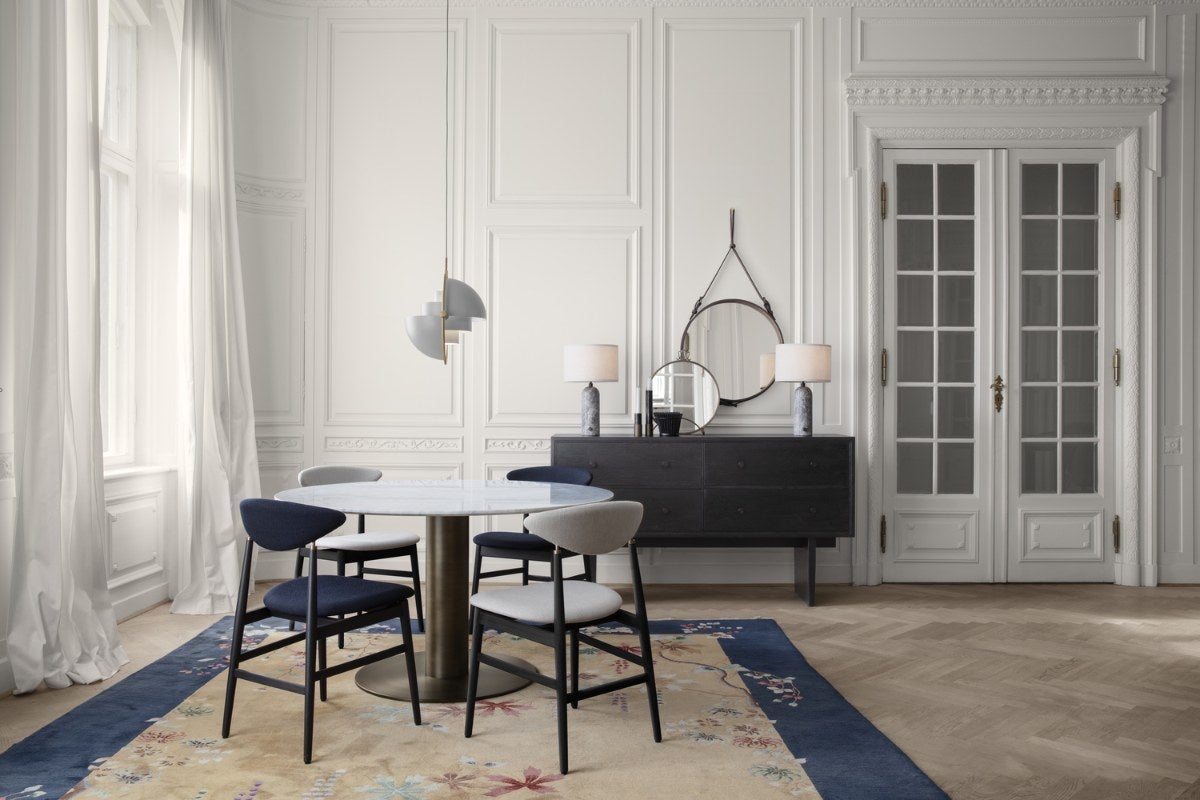 Gubi-GUBI-2-0-Dining-Table-miljo-528400557778377