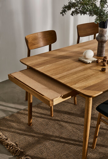 Stolab-Prima-Vista-Bord-Naturoljad-Ek-Miljobild