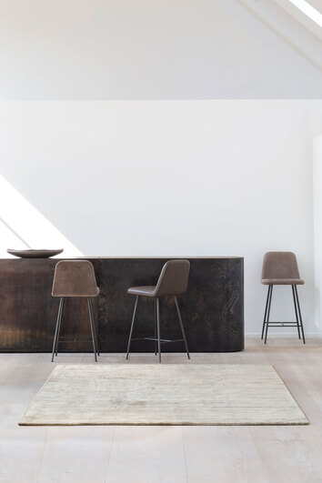 Massimocopenhagen_Karma_olive-green_environment_HR