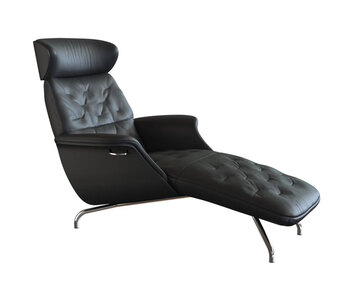 Volden Schäslong helklädd i lädret Savoy Platin Black