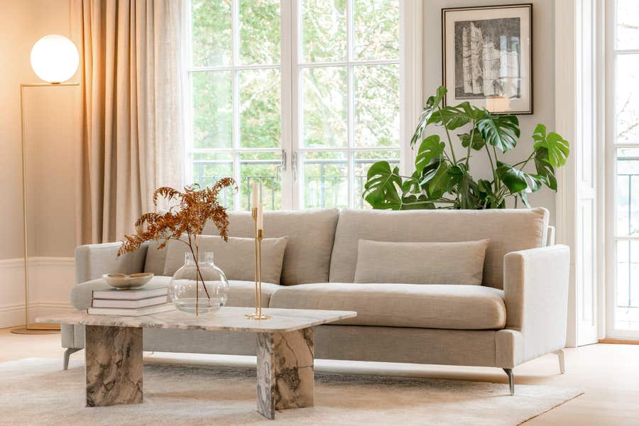 maxx-soffa-broderna_anderssons-miljo.jpg Maxx soffa från Bröderna Anderssons i ett ljust vardagsrum.