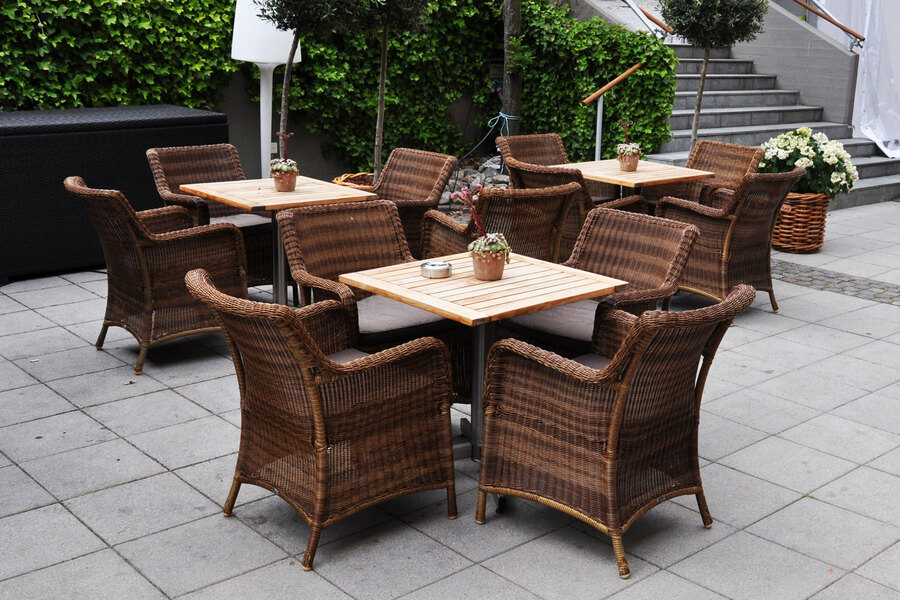 STABLE-TABLE-01.jpg
