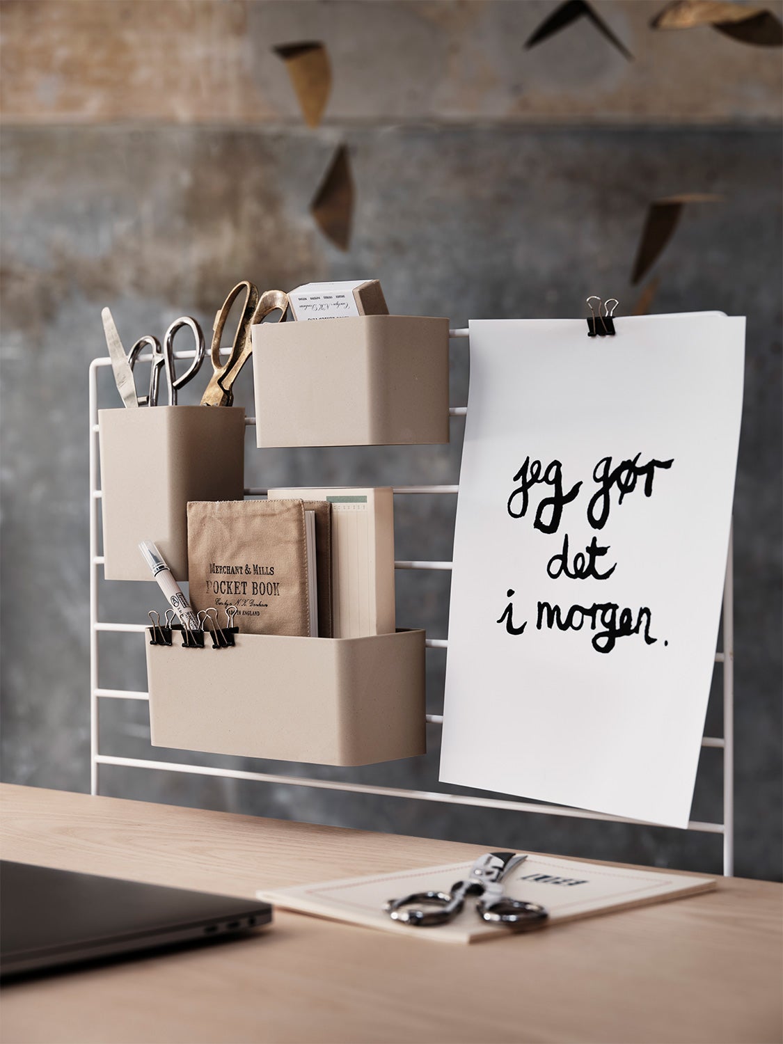 String works skrivbord