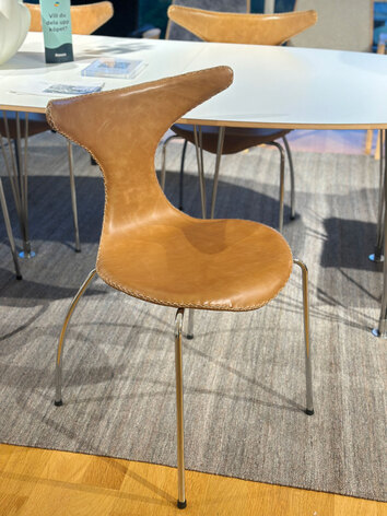 Dolphin-stol-danform-utstallningsex-4