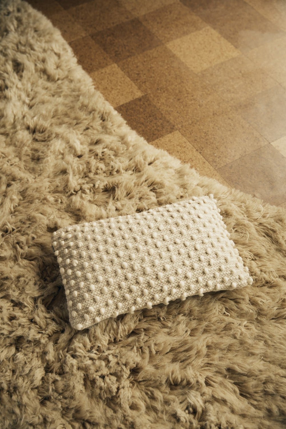 Molin Wool Rug från Tinted Objects.