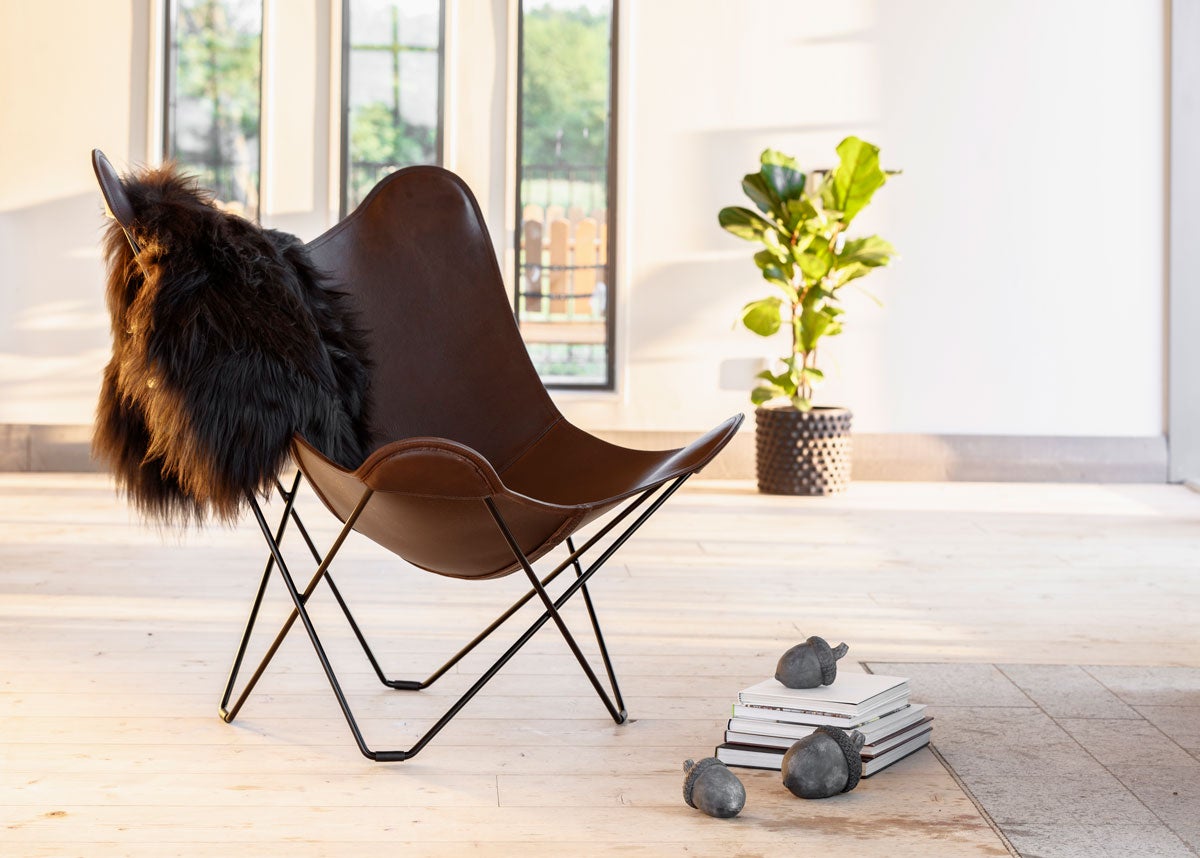 silla_mariposa_pampa_chocolate_indoor_black_sheepskin_black-(1)