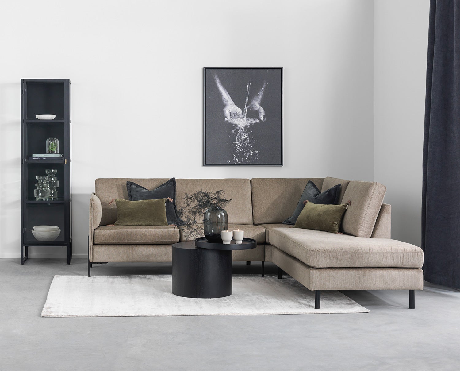 London Higgh soffa i ett vardagsrum 