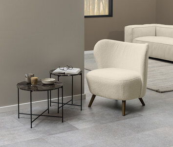 Actona-Crosby-Loungestol-Orson-Creme-Lifestyle