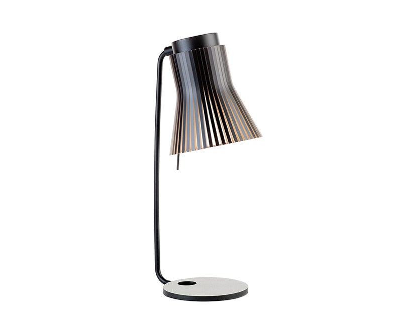 Petite 4620Bordslampa Svart