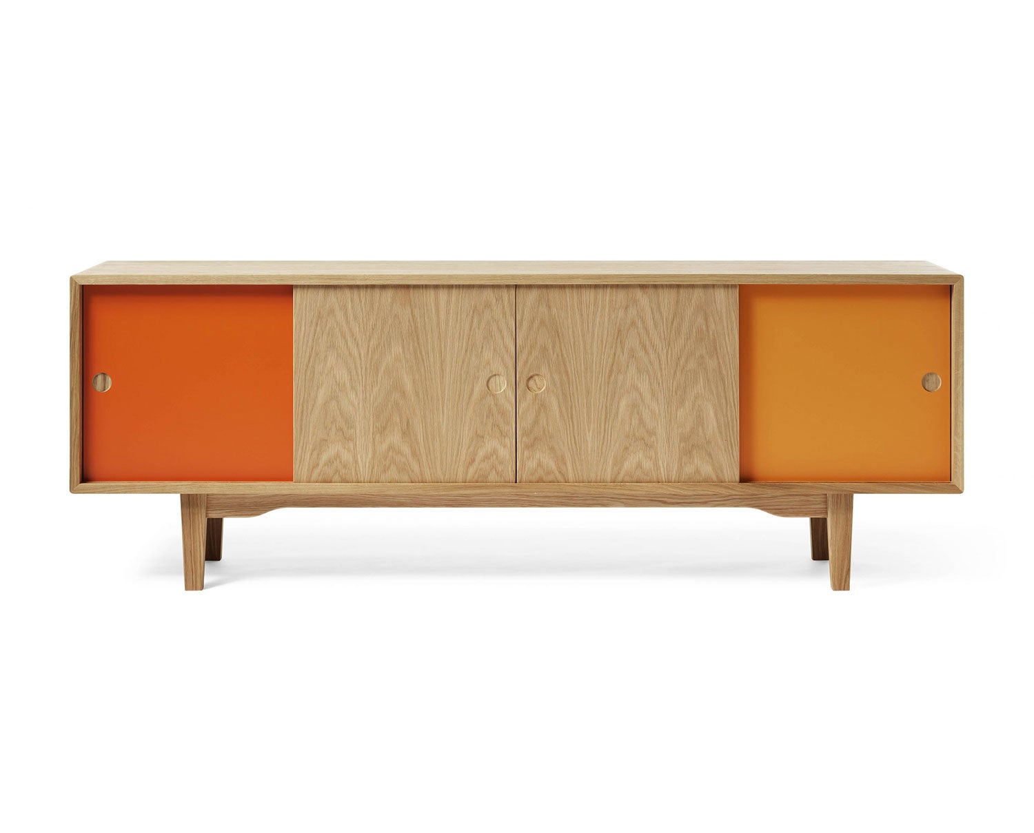Zweed Moodi sideboard 180 cm med två dörrar i ek och två dörrar i orange. 