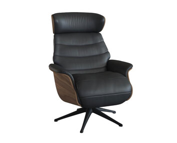 Marina Reclinerfåtölj med batteri och fanérsidor klädd i lädret Savoy Platin Black med ben i svart aluminium