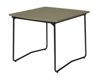 Bord B31 84 i ljusgrön lackad ek med svart stativ