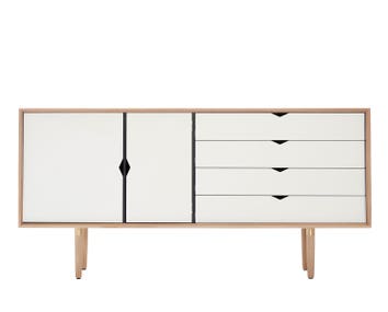 S6 sideboard i såpad ek/ alpino från Andersen Furniture