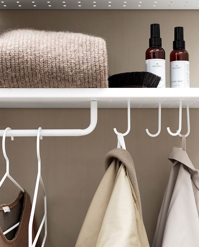 Vitmetallic Stringsystem hall