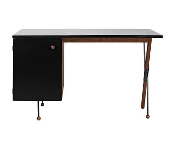 62 Desk Skrivbord American Walnut