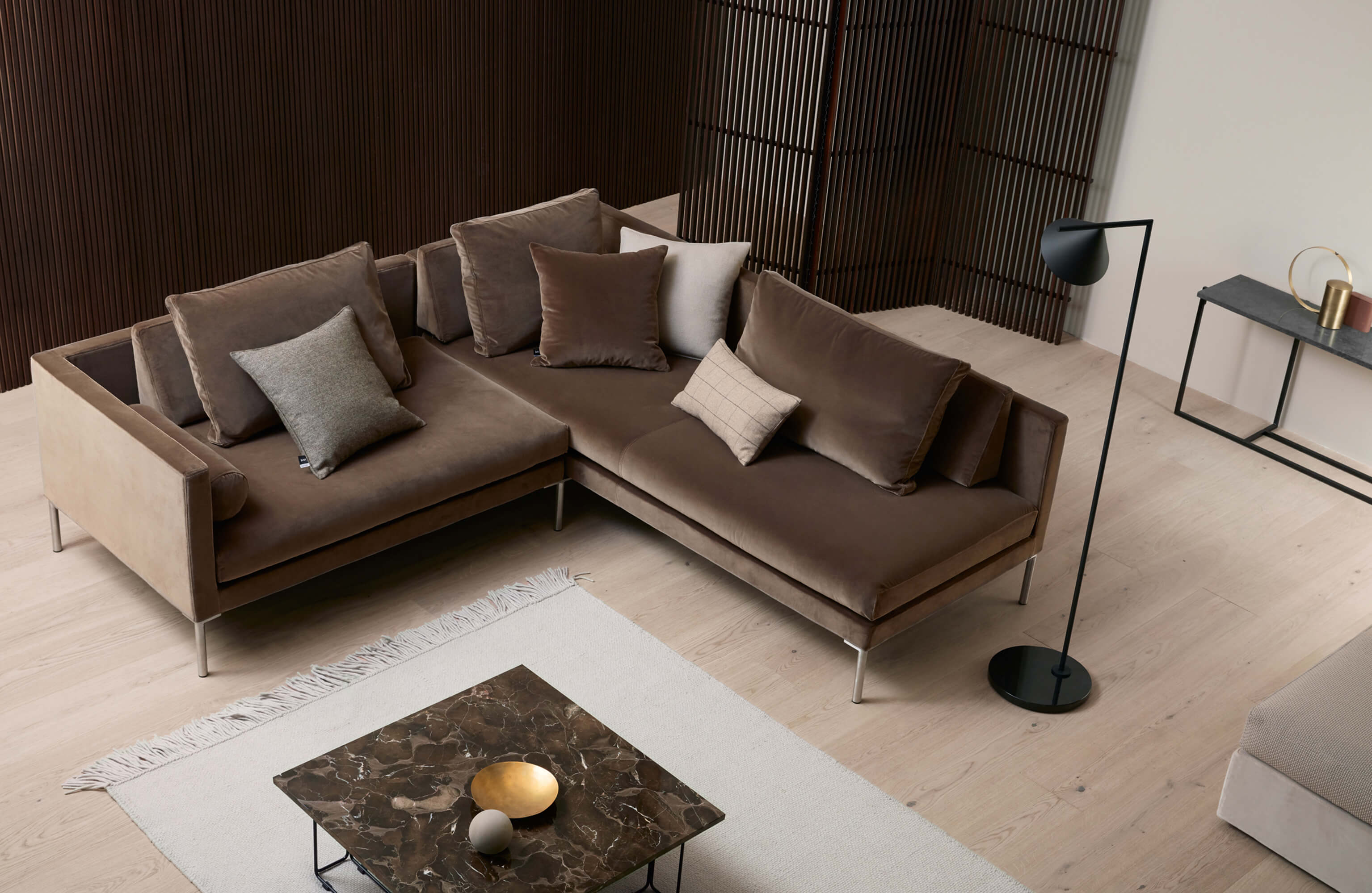 Juul-701-sofa-230x220-cm-Peach-21 (1)