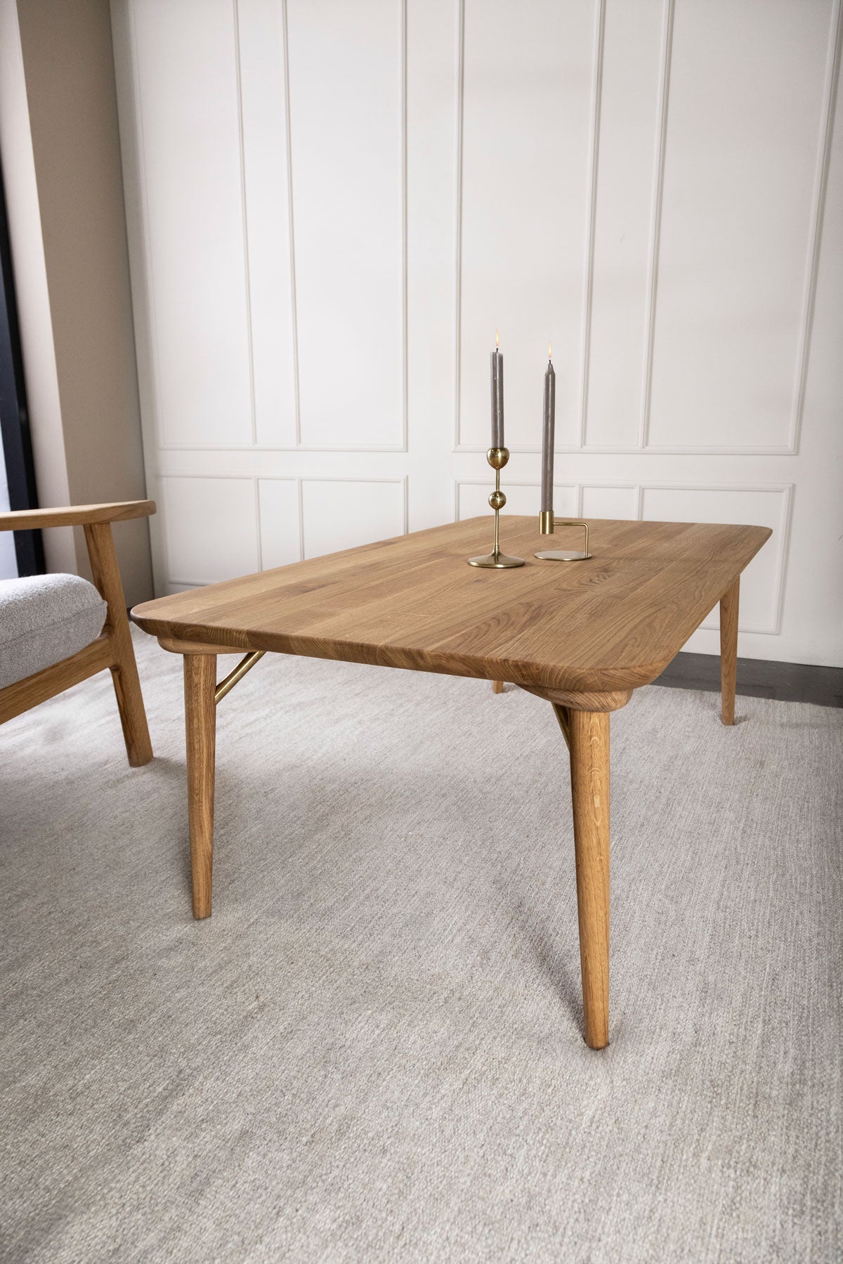 Wave Soffbord i rektangulärt utförande med ljusstakar