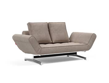 Ghia Bäddsoffa med kromben i tyget 318 Cordufine Beige