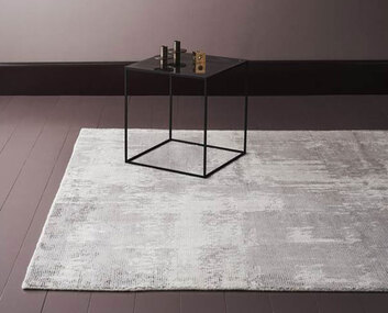 Fuller Matta Heather med svart sidobord