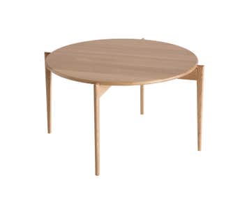 Oscarssons-Mobel-Tilia-Coffee-Table-D88-H48-Varnished-Oak