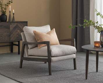 El Paso Fåtölj med ljus prydnadskudde