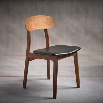 Tribe-Stol-Valnöt-Black-93-Miljöbild-2