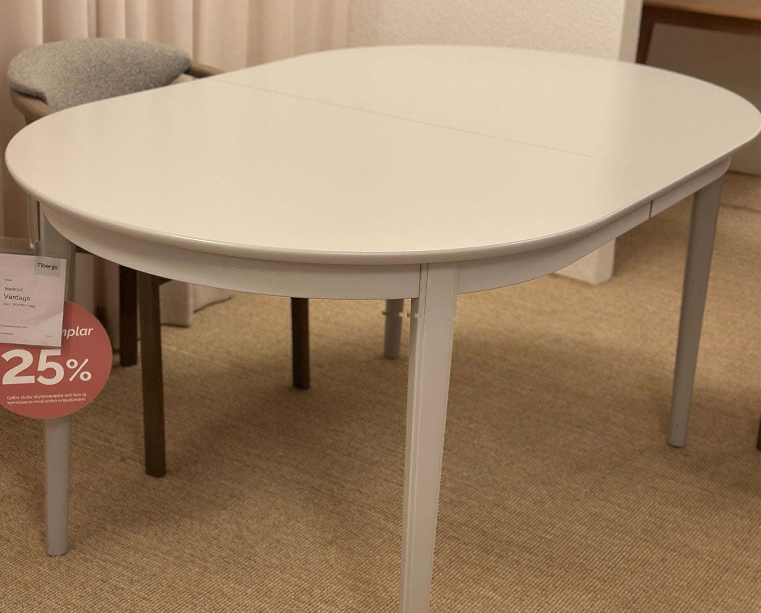 Vardags-matbord-stolab-utstallningsex-1