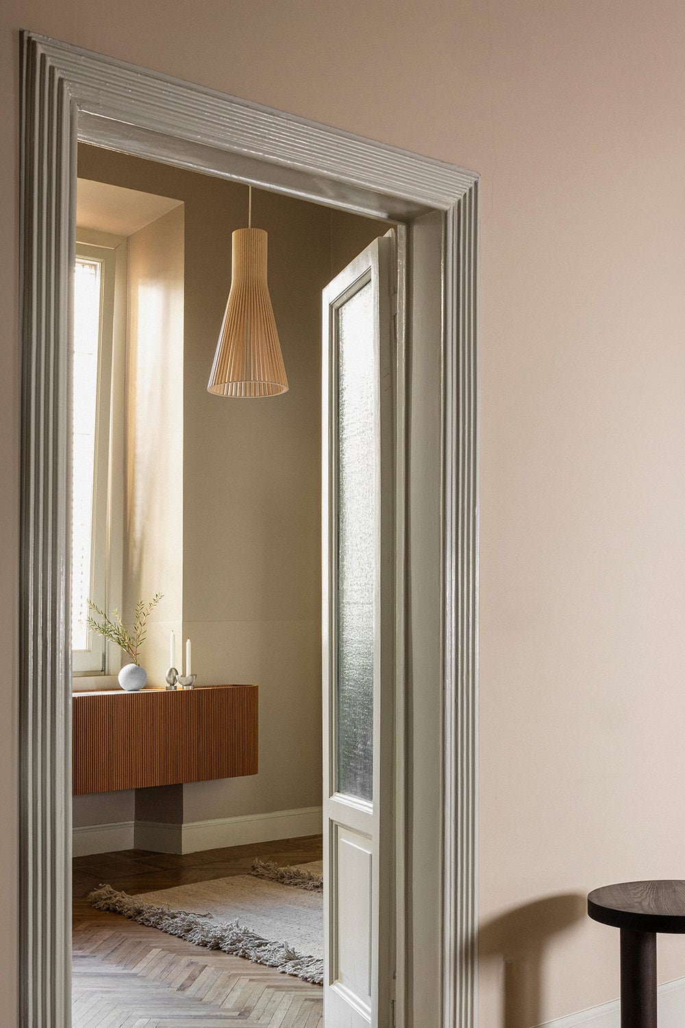 Secto-4200-taklampa-bjork-hall-SectoDesign-StillLifeMilan-2-BjerrePoulsen.jpg Secto-4200-taklampa-bjork-hall-SectoDesign-StillLifeMilan-2-BjerrePoulsen