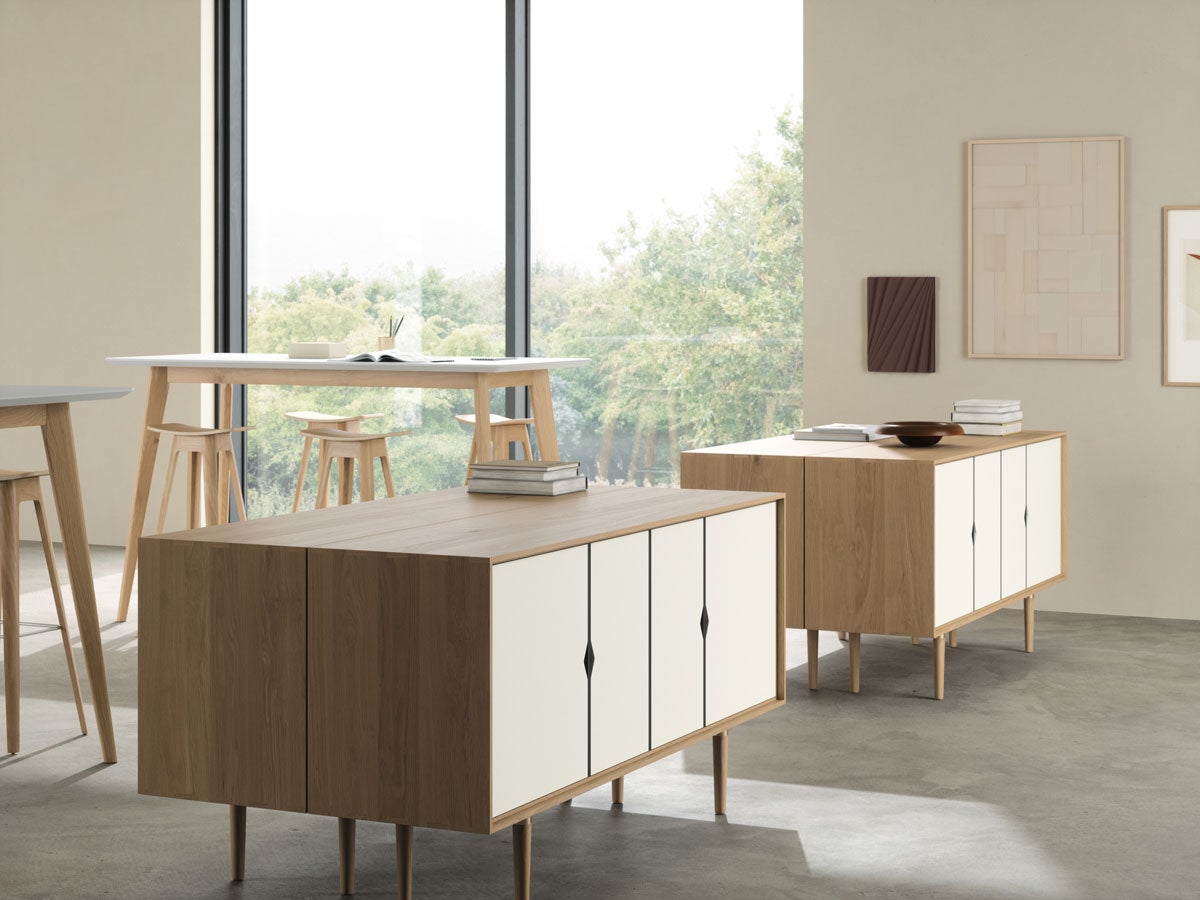 S7 sideboard i såpad ek/ alpino laminat från Andersen Furniture