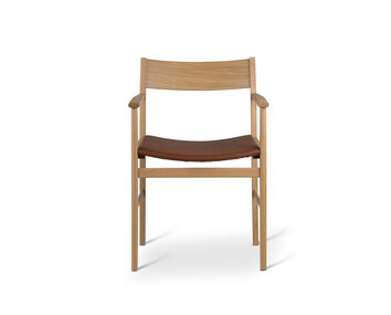 Mavis-Siza-Arm-Chair-Whitepigmented-Oak-Cognac-1
