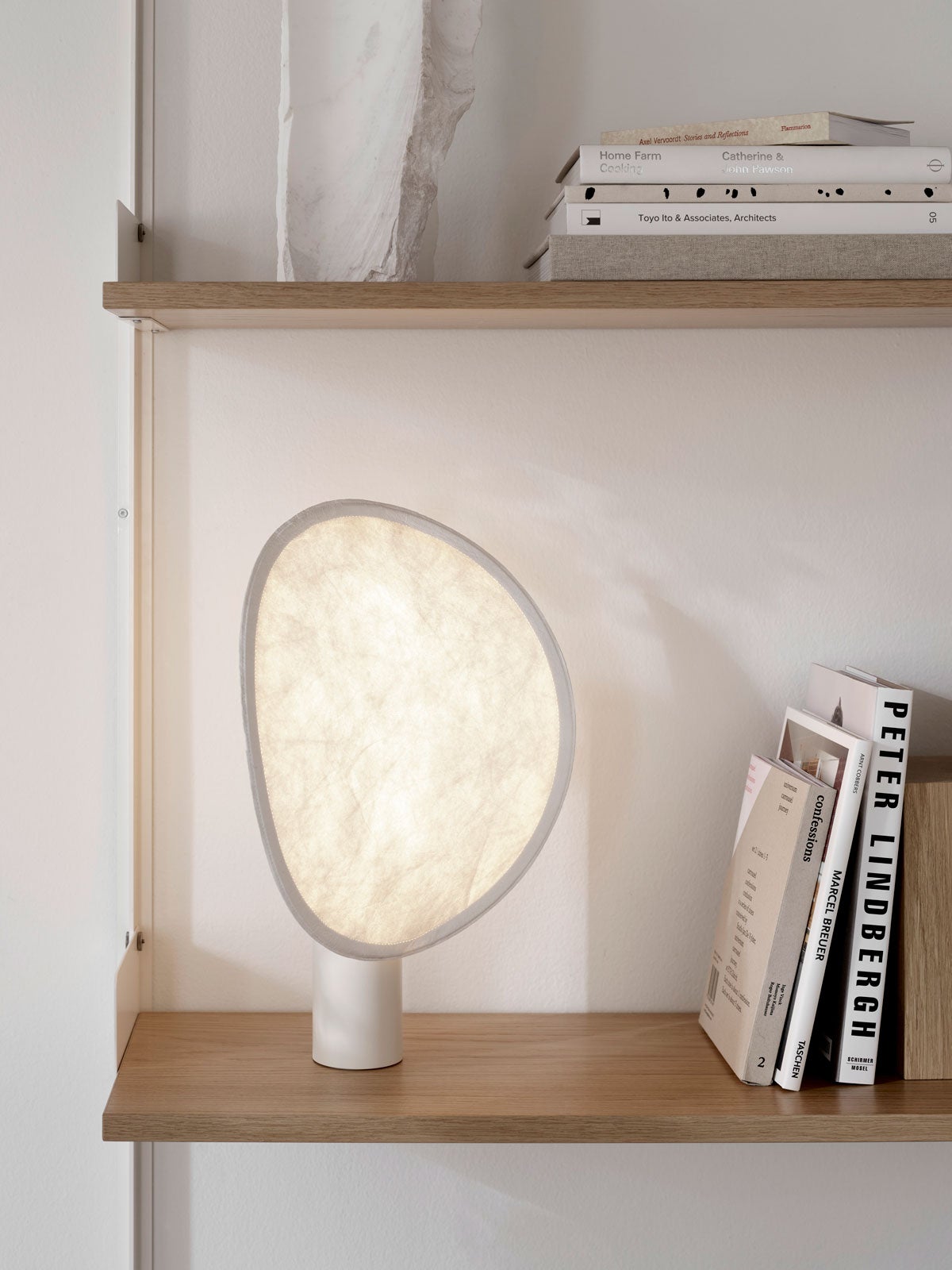 New-Works_Spring-2022_Tense-Portable-Table-Lamp_White_1