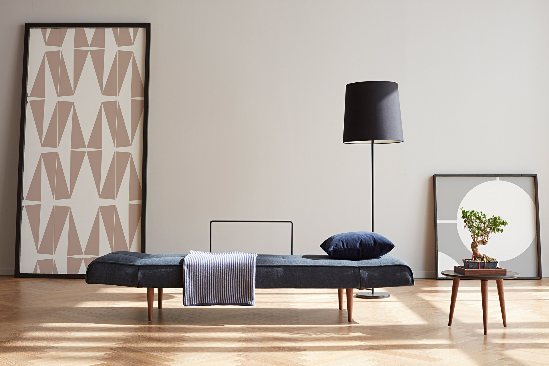 Zeal-Styletto-Daybed-515-e4-web.jpg