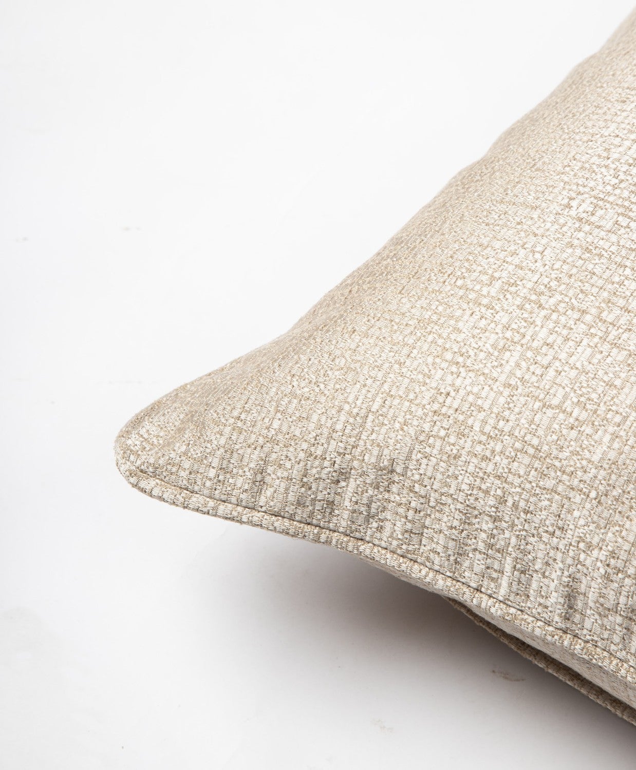 Ferm Cushion Beige Offwhite från Tinted Objects.