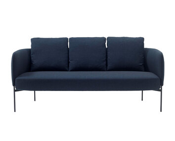 Soffan Bonnet, här visad klädd i tyget Rico 150