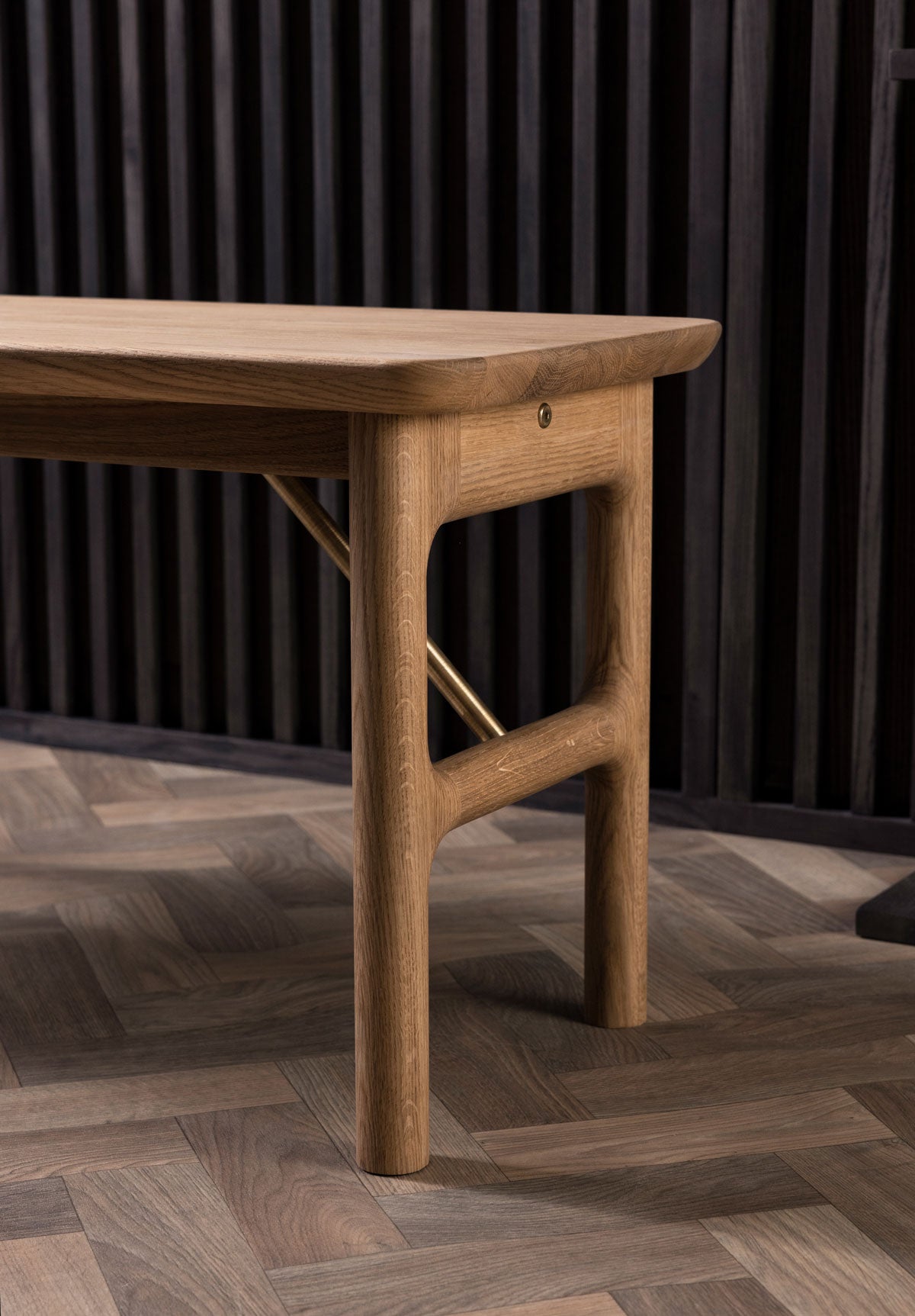 Sittbänken Ant i naturoljad ek (C6).