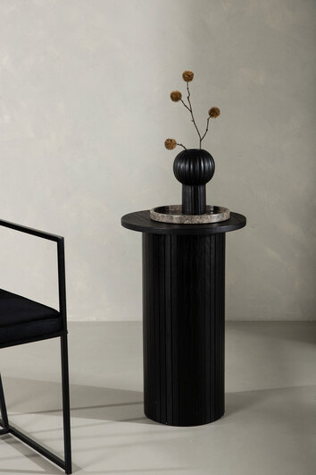 Venture Design Bianca Sidobord Svart