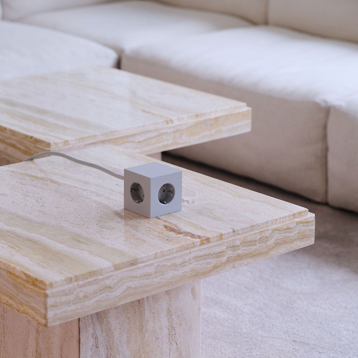 Avolt-Square-1-USB-C-Gotland-Grey-Lifestyle-1