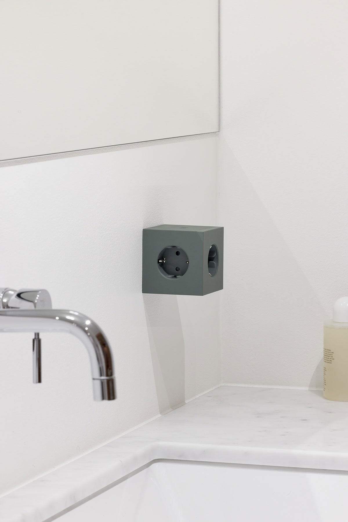 Square-2-Grenuttag-Oak-Green-Miljo