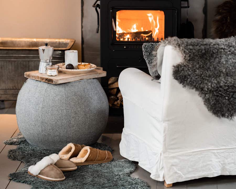 Shepherd-of-Sweden_tofflor-farskinn.jpg Handla Shepherd of Sweden hos Tibergs Möbler