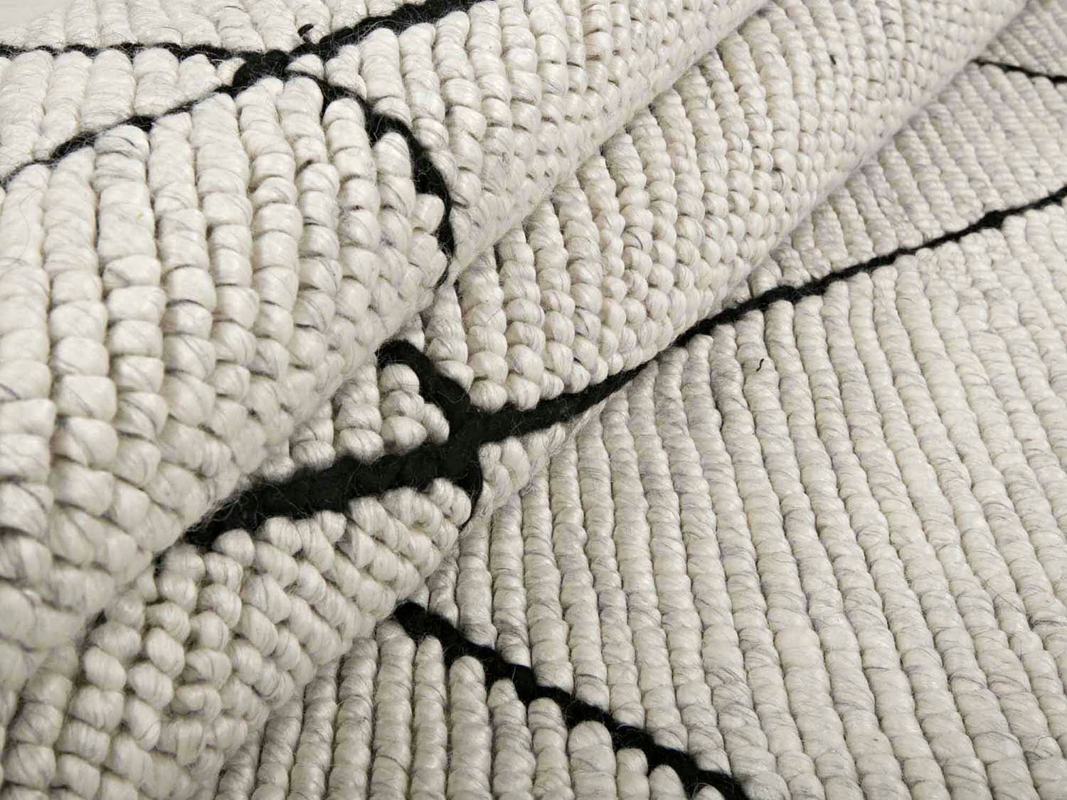 Casablanca Matta Vit / Svart Detalj